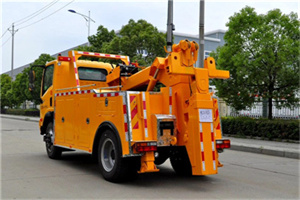 五常高速路拖车费