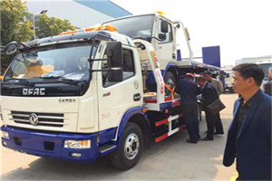 五常汽车道路救援拖车价格